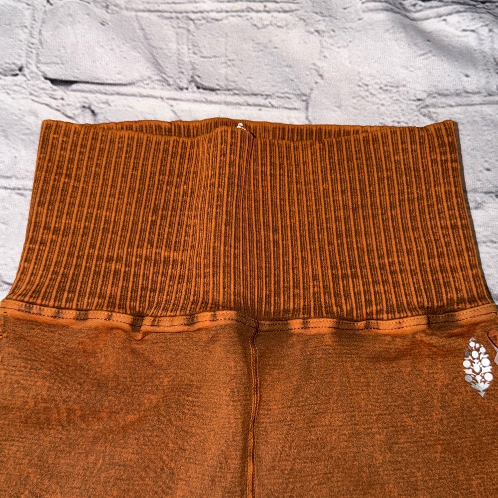 NWOT FP Movement Good Karma Bike Short - Toasted Coconut / Brown - Size XS/S - Picture 9 of 17
